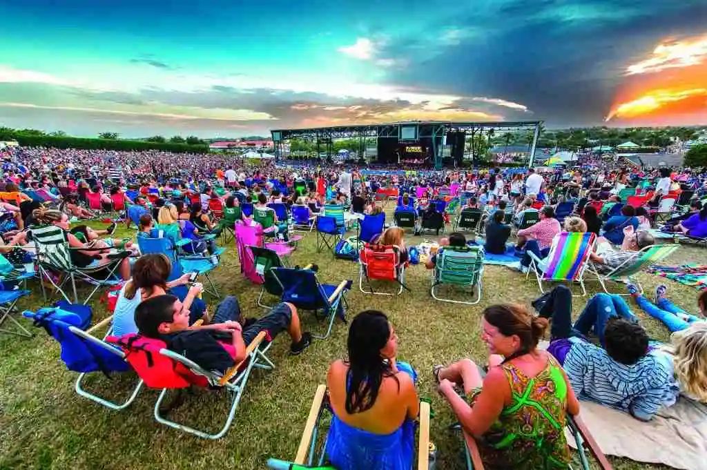 Lakeside Pub and Venue